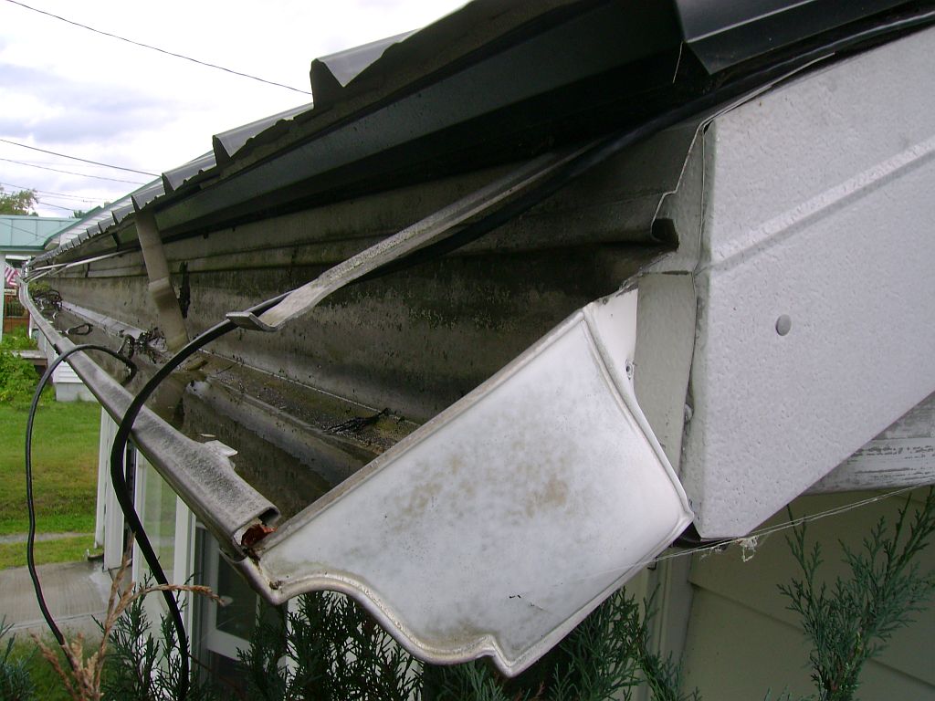 How To Fix A Broken Gutter Downspout at Roy Rieke blog